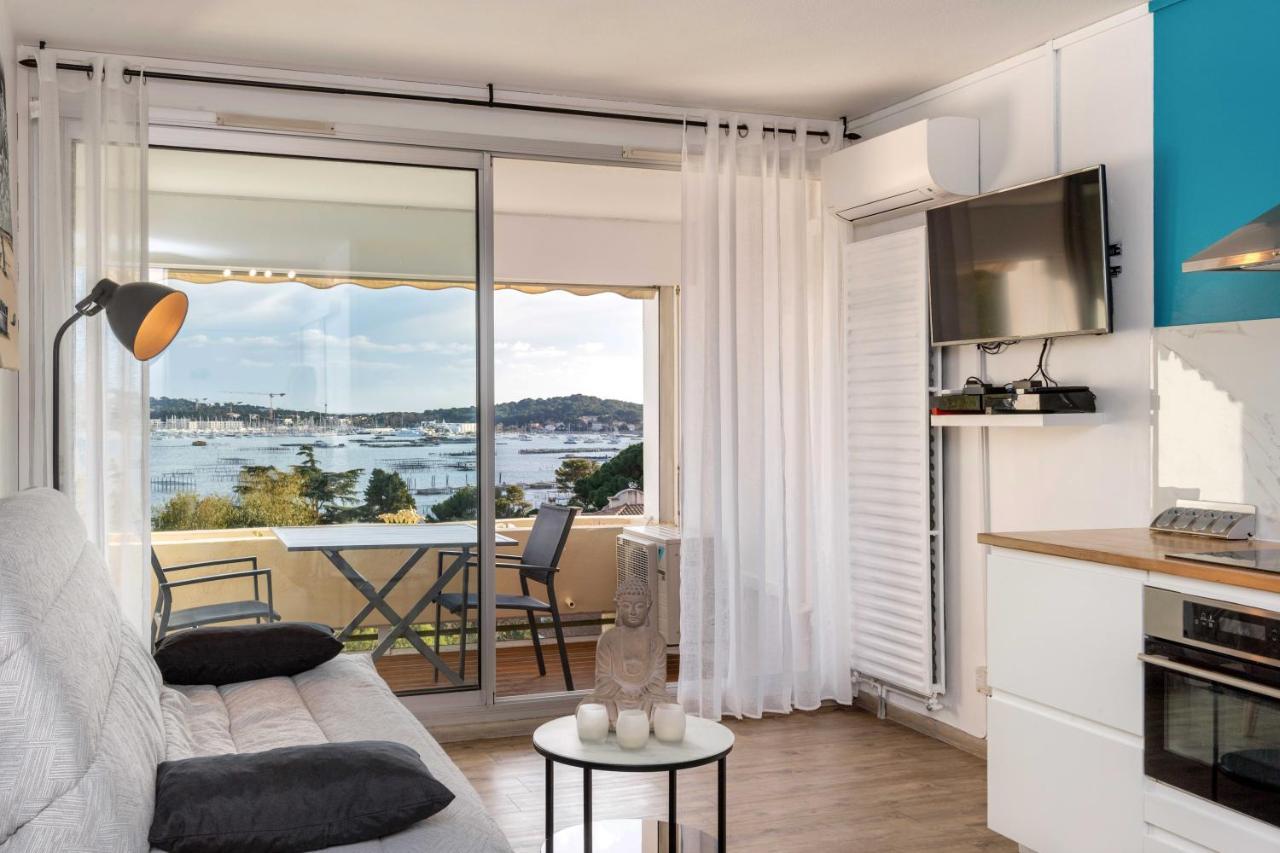 Studio Avec Vue Mer Et Terrasse La Seyne-sur-Mer Luaran gambar
