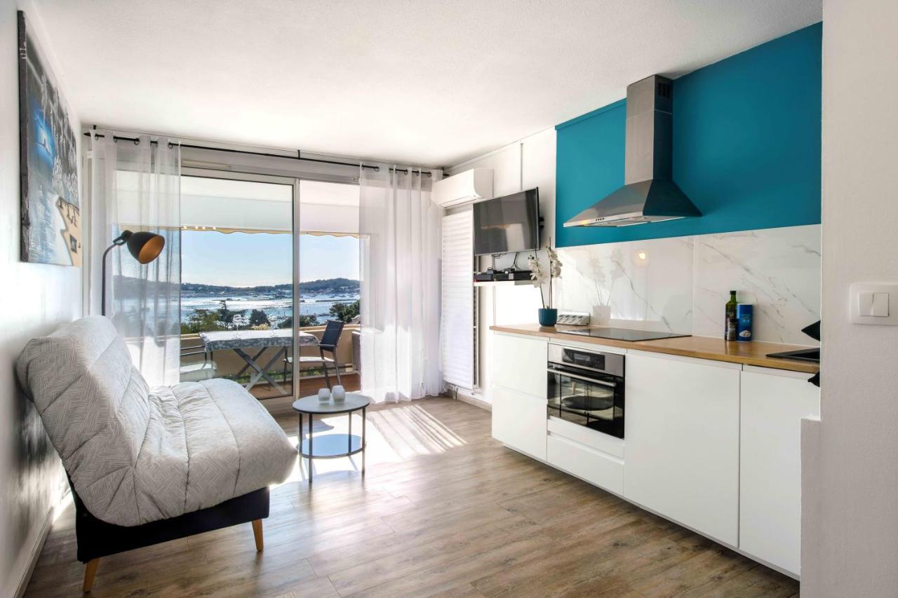 Studio Avec Vue Mer Et Terrasse La Seyne-sur-Mer Luaran gambar